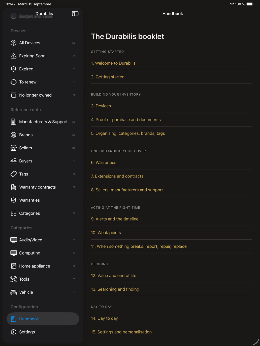 边栏旁的 Durabilis 手册目录 — Durabilis, iPad